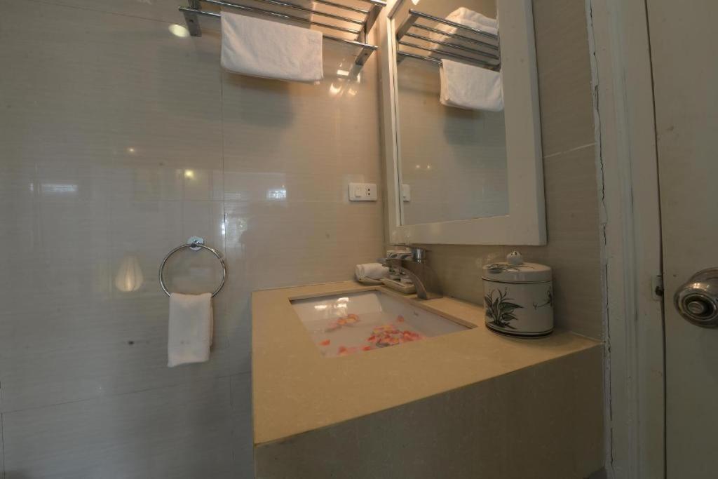 Hanoi Mai Charming Hotel & Travel Exterior foto